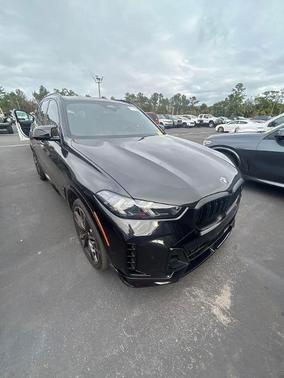 2025 BMW X5 M60i