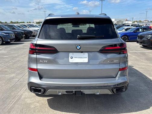 Skyscraper Grey Metallic 2026 BMW X5 xDrive40i