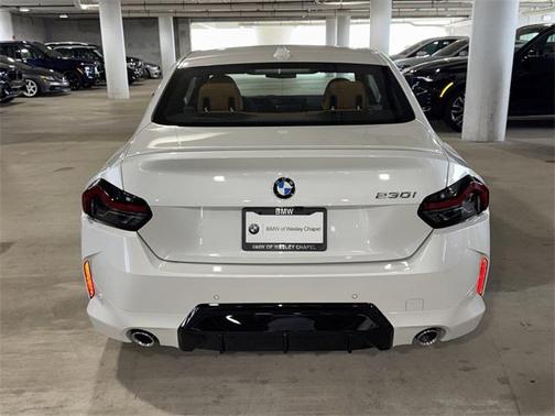 2026 BMW 230 230i