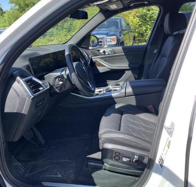 2025 BMW X5 xDrive40i