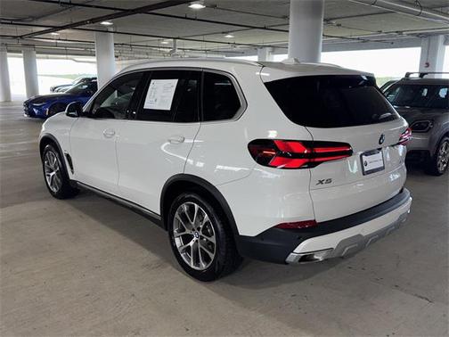 2025 BMW X5 xDrive40i