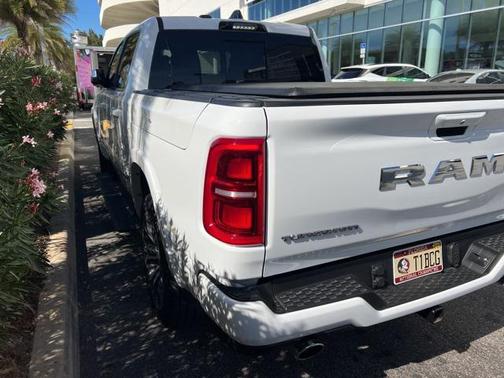 2025 RAM 1500 ST