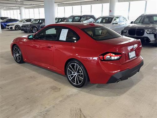 2024 BMW 230 i