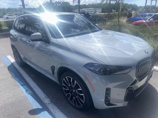 Brooklyn Grey Metallic 2024 BMW X5 sDrive40i