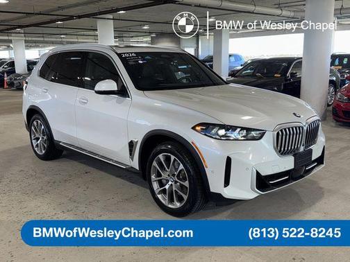 Mineral White Metallic 2026 BMW X5 xDrive40i