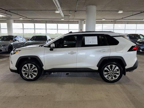 Wind Chill Pearl 2024 Toyota RAV4 XLE Premium