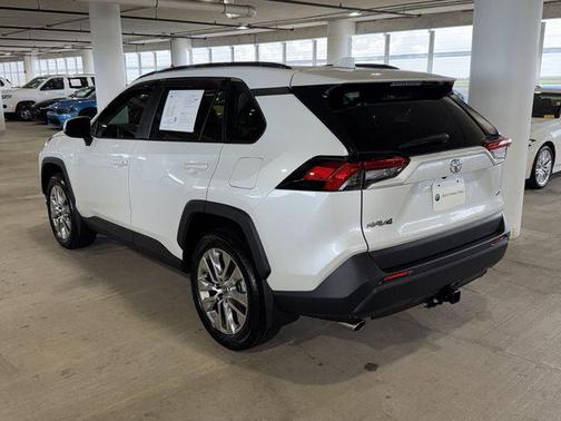 Wind Chill Pearl 2024 Toyota RAV4 XLE Premium
