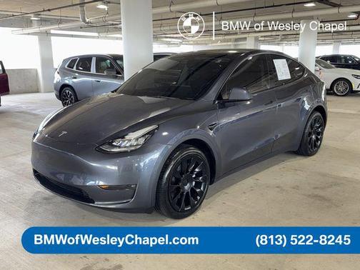2022 Tesla Model Y Long Range Dual Motor All-Wheel Drive