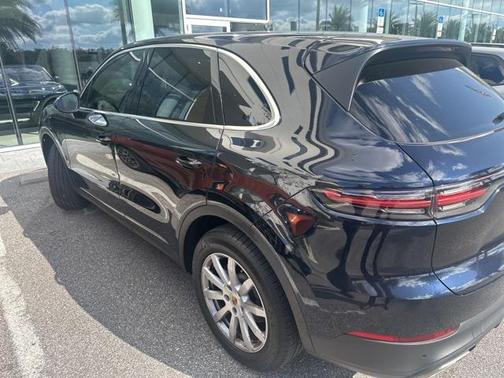 2021 Porsche Cayenne Cayenne