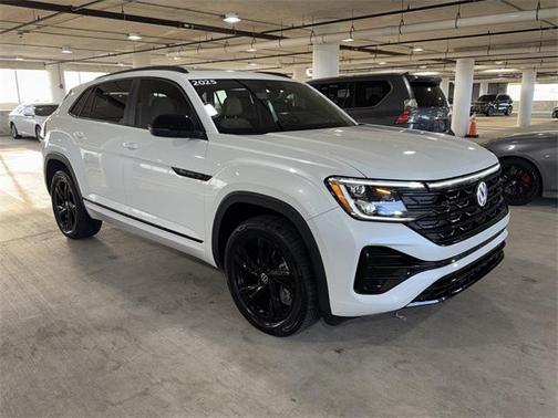 2025 Volkswagen Atlas Cross Sport 2.0T SEL