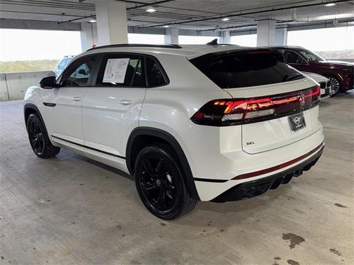 2025 Volkswagen Atlas Cross Sport 2.0T SEL