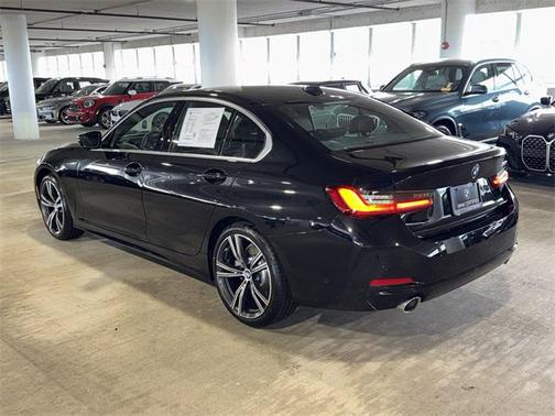 2024 BMW 330 330i