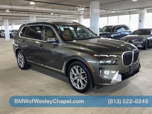 2025 BMW X7 xDrive40i