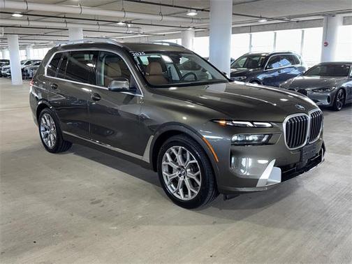 2025 BMW X7 xDrive40i