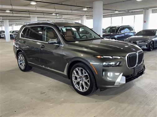 2025 BMW X7 xDrive40i