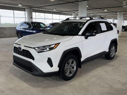 Ice Cap 2024 Toyota RAV4 Hybrid LE