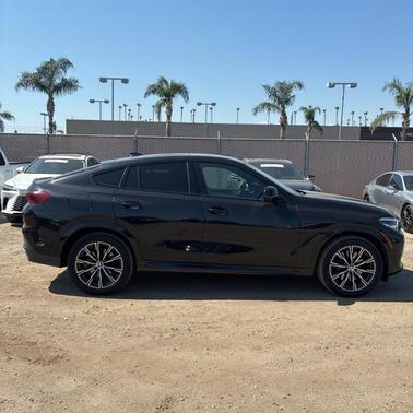 2023 BMW X6 xDrive40i