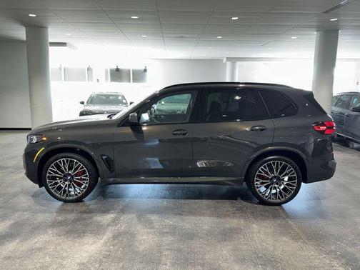 Dravit Grey Metallic 2026 BMW X5 xDrive40i