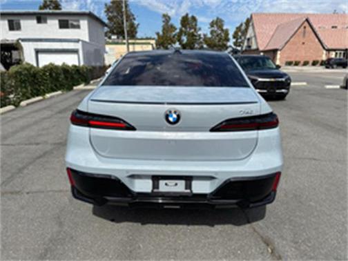 2023 BMW 740 i