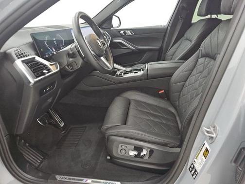 2025 BMW X6 xDrive40i