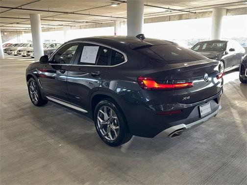 2025 BMW X4 xDrive30i
