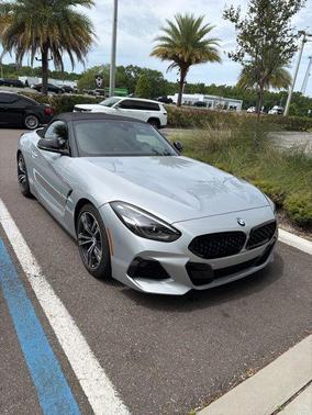 Glacier Silver Metallic 2022 BMW Z4 sDrive30i