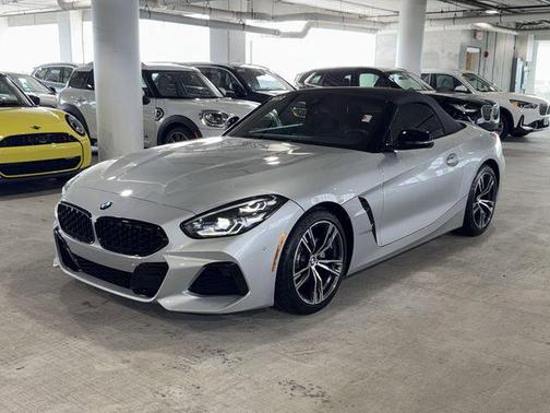 Glacier Silver Metallic 2022 BMW Z4 sDrive30i