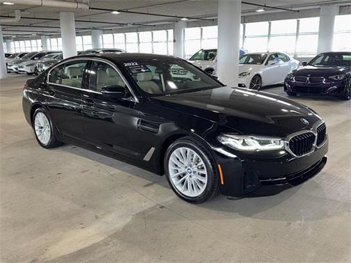 2022 BMW 530 i