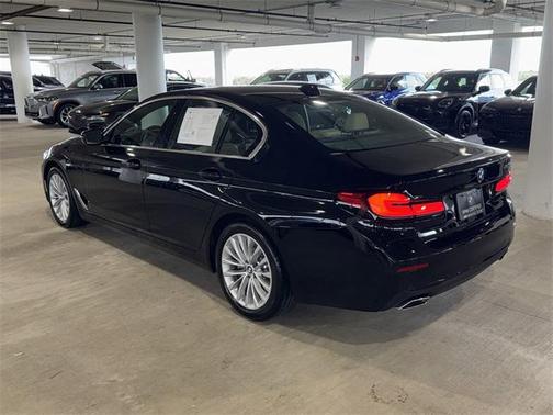 2022 BMW 530 i