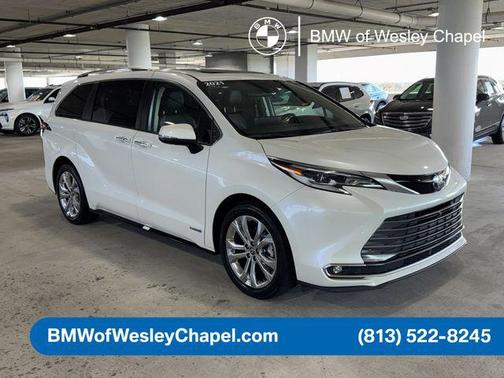 2021 Toyota Sienna Platinum 7 Passenger