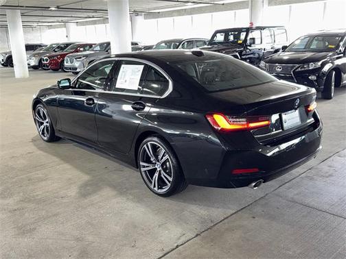 2024 BMW 330 i