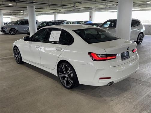 2023 BMW 330 330i