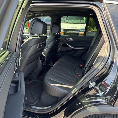 Black Sapphire Metallic 2026 BMW X5 PHEV xDrive50e