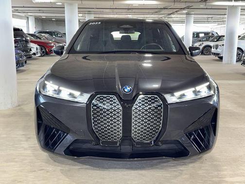 Dark Graphite Metallic 2025 BMW iX xDrive50