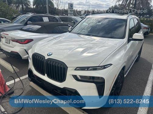 2023 BMW X7 xDrive40i