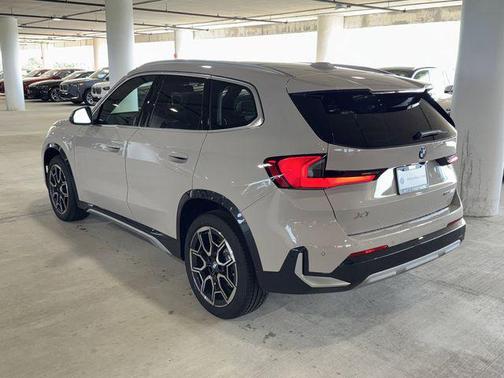 Dune Grey Metallic 2026 BMW X1 xDrive28i