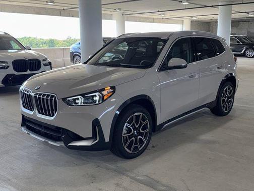 Dune Grey Metallic 2026 BMW X1 xDrive28i