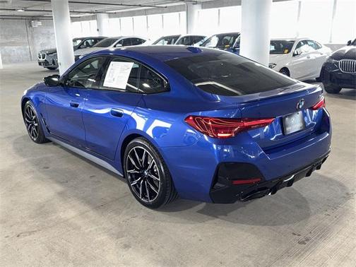 2025 BMW M440 i