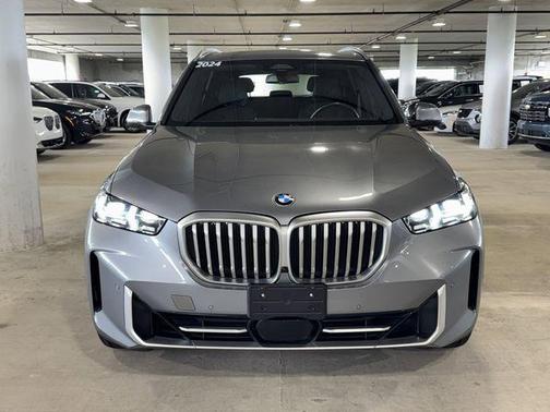 Skyscraper Gray Metallic 2024 BMW X5 xDrive40i