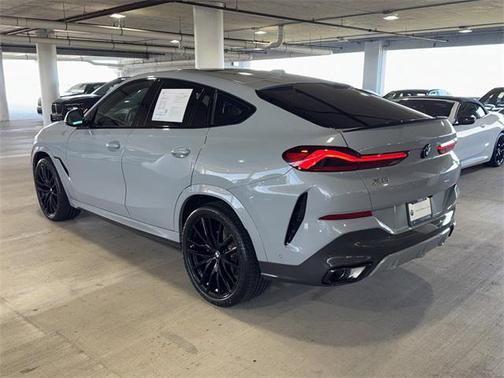 2025 BMW X6 xDrive40i