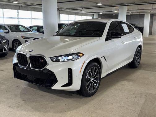 Mineral White Metallic 2026 BMW X6 M60i