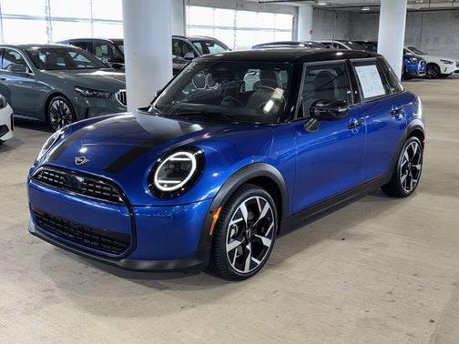 Icy Sunshine Blue Metallic 2025 MINI Hardtop Cooper