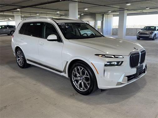 2023 BMW X7 xDrive40i