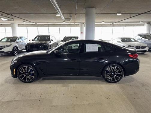 2025 BMW M440 i