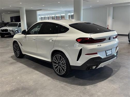 2026 BMW X6 xDrive40i