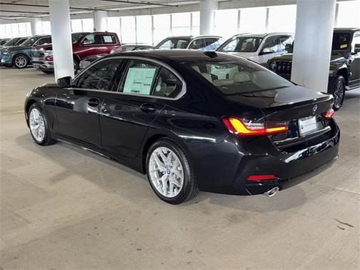 2025 BMW 330 i