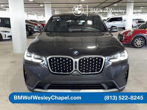 2025 BMW X4 xDrive30i