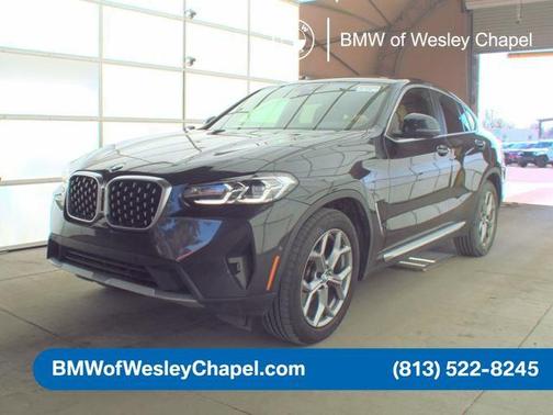 2025 BMW X4 xDrive30i