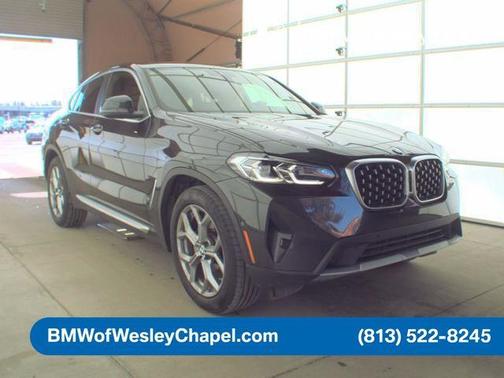 2025 BMW X4 xDrive30i