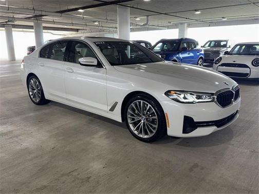 2022 BMW 530 i